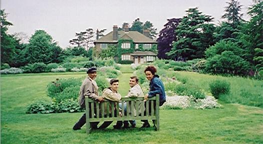 a garden bench - with some cast